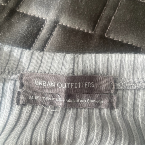 Light grey Urban Outfitters top - Picture 2 of 2